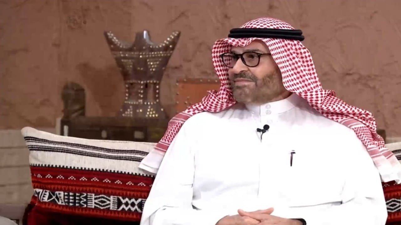 طبيب سعودي يكشف عن أكبر جريمة تُرتكب في الأنف.. ويحذر: تسبب عمى كامل