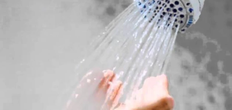  تأثيرات مدهشة ومفاجئة لاستخدام الماء الساخن في الاستحمام خلال فصل الشتاء احذرها 
