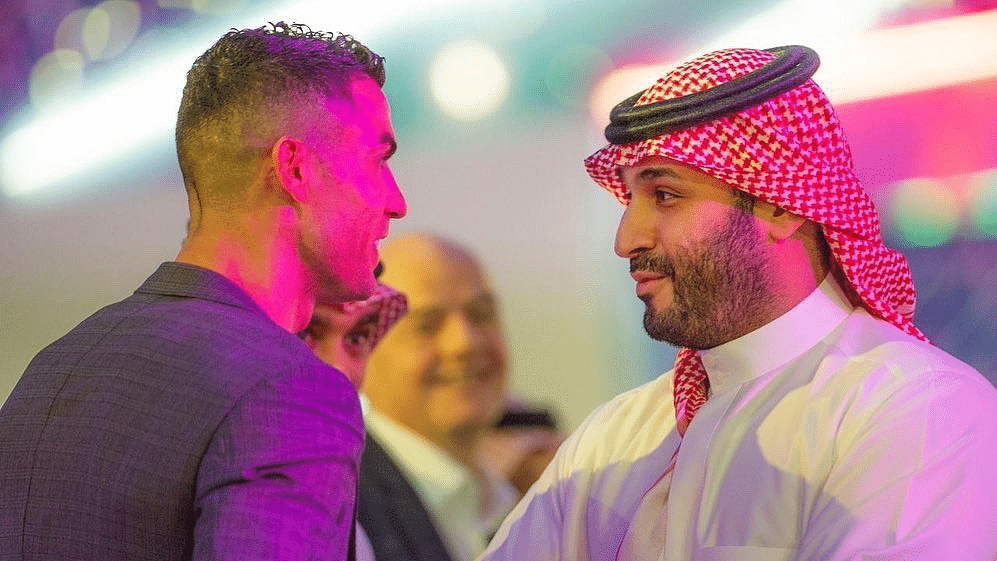 كريستيانو رونالدو يدلي بتصريح غير متوقع بعد لقائه مع الأمير محمد بن سلمان.. لن تصدق ماذا قال؟