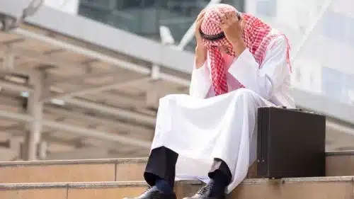 رجل سعودي اختفت  زوجته فجاة فذهب  إلى مركز الشرطة لتقديم بلاغ ليكتشف الطامة الكبرى